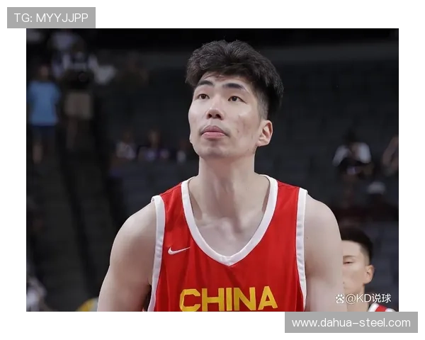 余嘉豪谈亚洲杯男篮:队员们私下关系好,团结协作各司其职 余嘉豪谈亚洲杯男篮:队员们私下关系好,团结协作各司其职